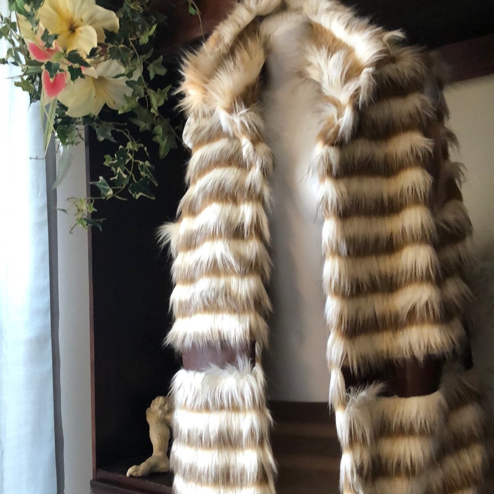 Fax Fur & leather vest jacket